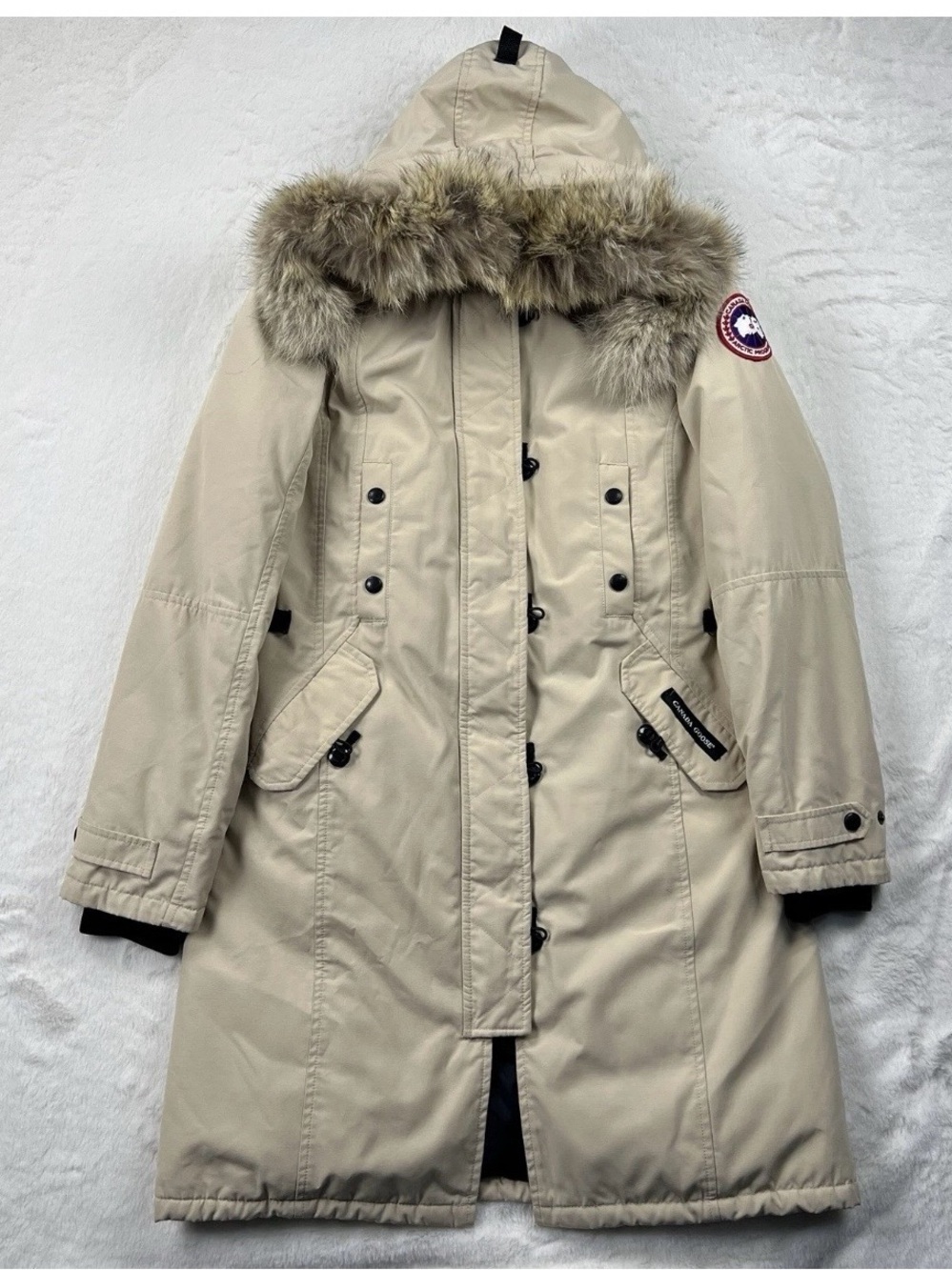 Canada Goose- Kensington Parka size small Sand color